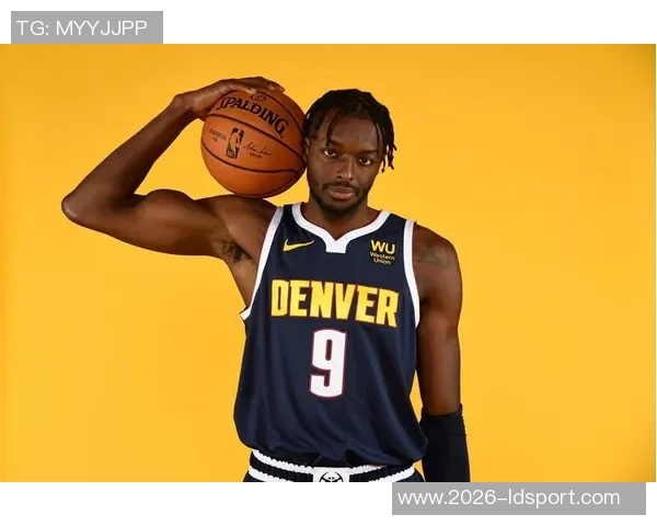 格兰特复出表现抢眼9投4中斩获16分3助攻2盖帽正负值高达16